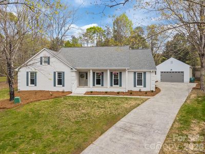 304 Epperstone Ln, Matthews, NC, 28105