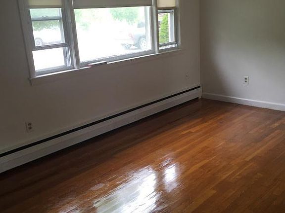 2nd image of 791 E Squantum St APT 5