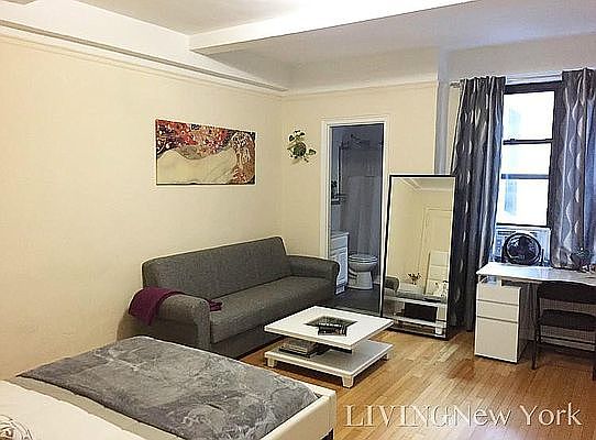 1st image of 135 E 50th St APT 9D