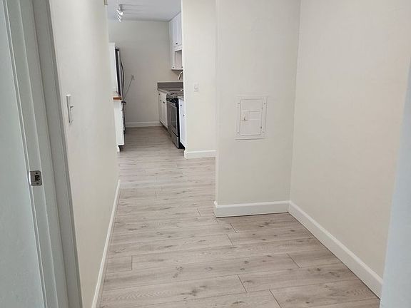 4th image of 3050 Rue D'orleans #269