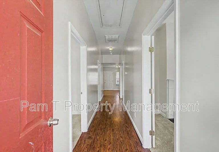 701 Atlanta St — Photo 4