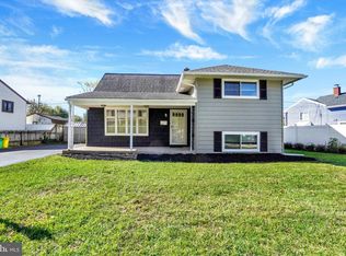 1212 Livingston Rd, York, PA 17404