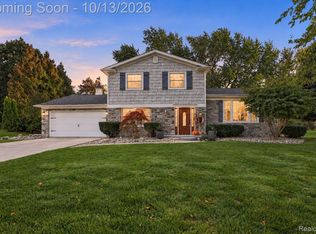 4168 McCandlish Rd, Grand Blanc, MI 48439