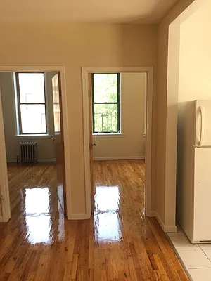 Rented by Metroline Realty | media 1