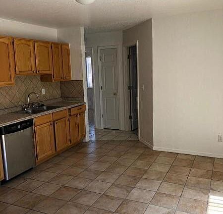 4th image of 1804 Joan Francis Dr