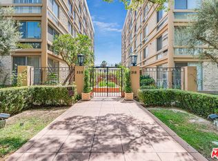 318 N Maple Dr UNIT 208, Beverly Hills, CA 90210