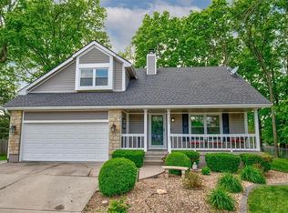 1227 SW Eastman Ct, Blue Springs, MO 64015