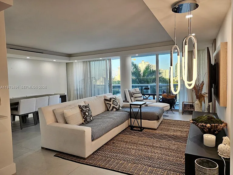 900 Bay Dr #524 — Photo 23