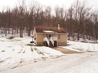 524 Coolspring Jumonville Rd, Hopwood, PA 15445