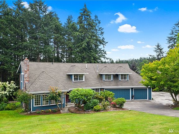 2nd image of 2613 52nd Ave NW