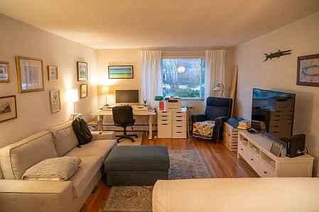 2nd image of 50 Green St #102J