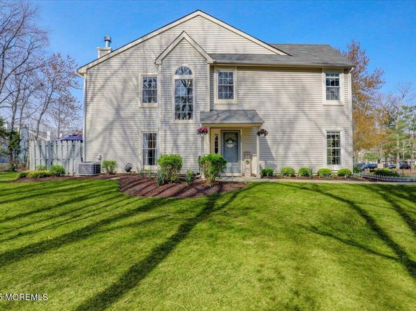 243 Larchwood Court, Howell, NJ 07731