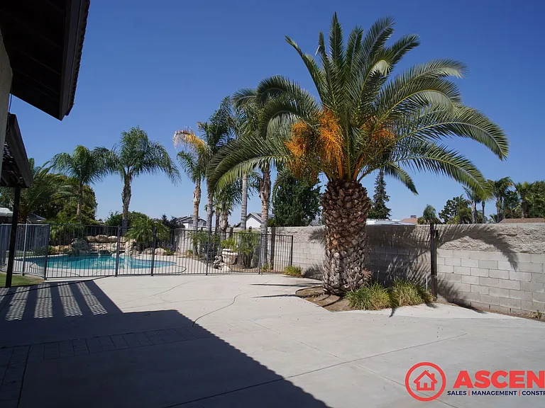 11500 Jimrik Ave — Photo 24