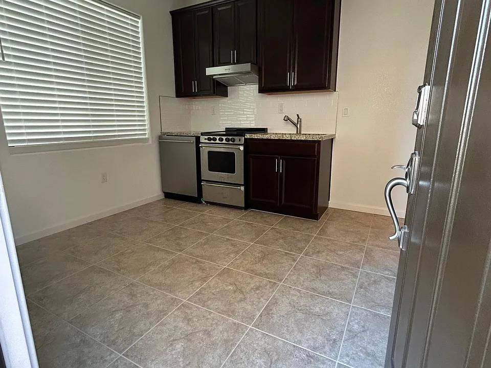 Guenoc Valley Ln