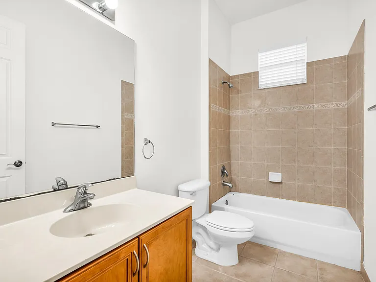 669 Pacific Grove Dr #2 — Photo 20