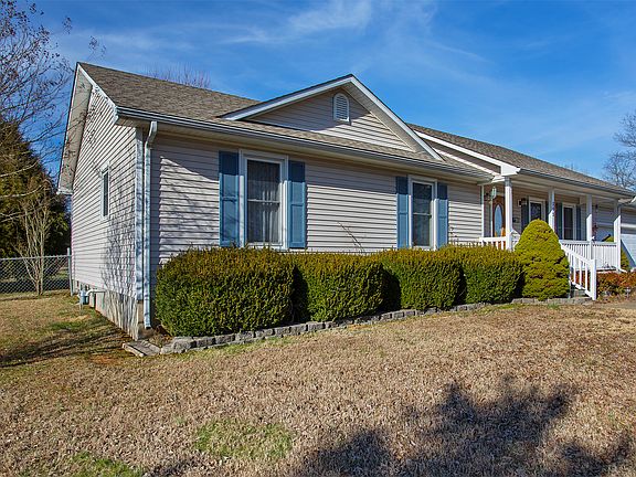 2nd image of 111 Rembrandt Ct