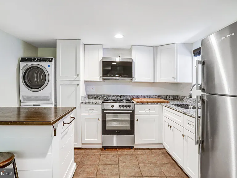 12 Rhode Island Ave NW — Photo 68