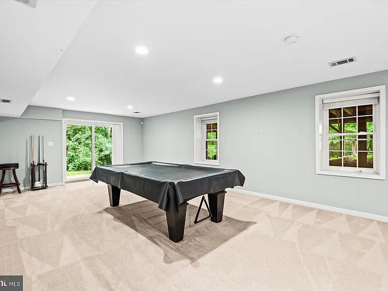 80 Stonewall Dr — Photo 31