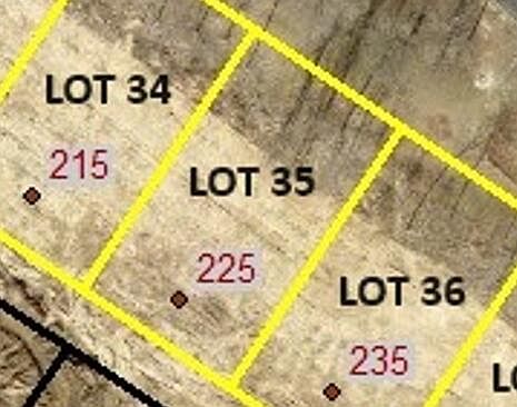 1st image of 225 Clover Cres