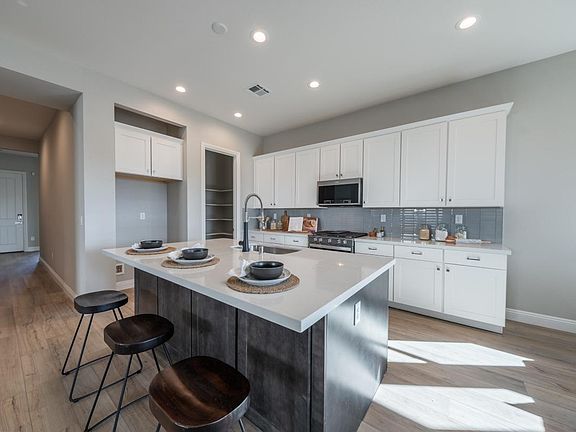 3rd image of 2365 Silent Creek Ln