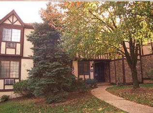 20F Kensington Rd, Chatham, NJ 07928