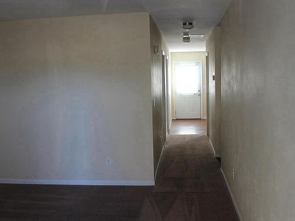 Living Room/Hallway 