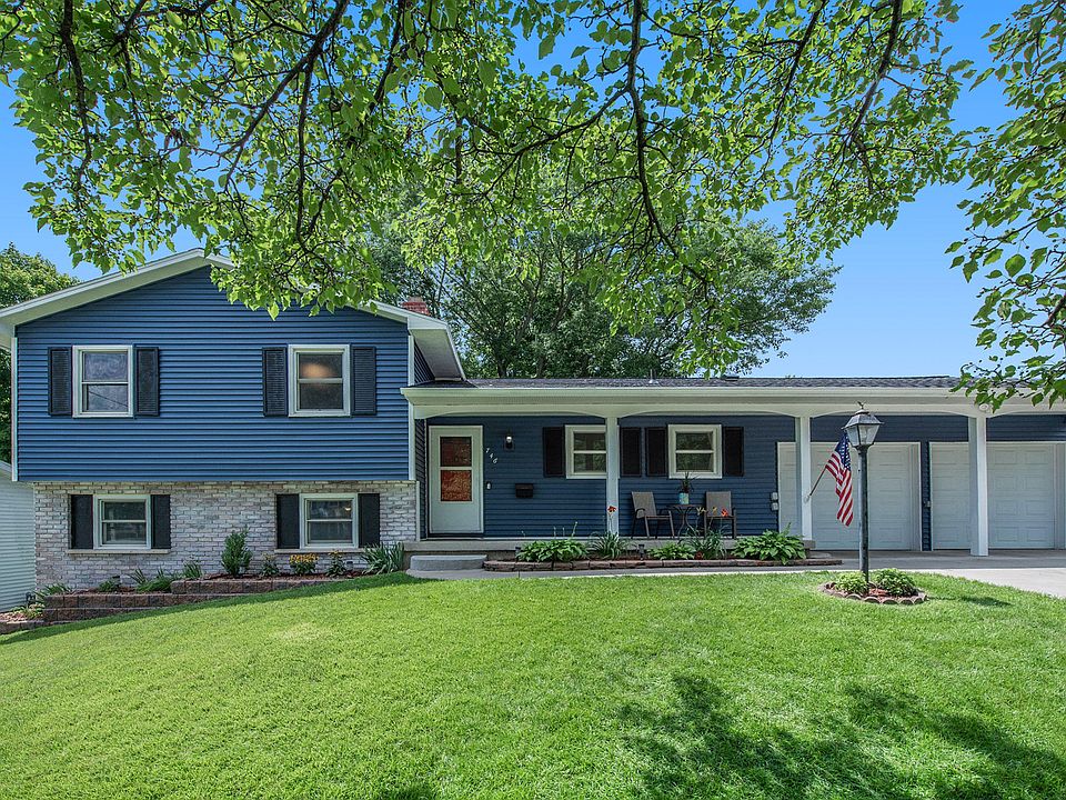 1st image of 746 Timberlane Dr