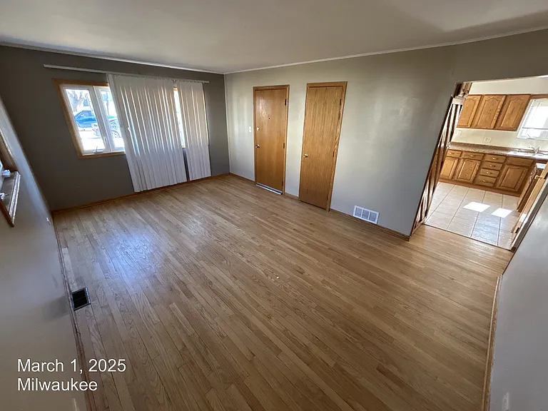 5673 N 90th St #5675 — Photo 7