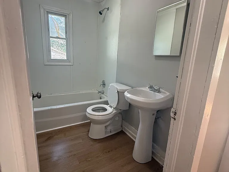 1907 Olmstead St SW #1909 — Photo 5