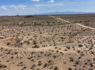10638 S Cascabel Road, Yucca, AZ 86438