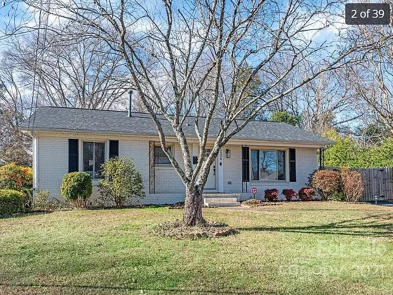 6504 Carsdale Pl — Photo 2