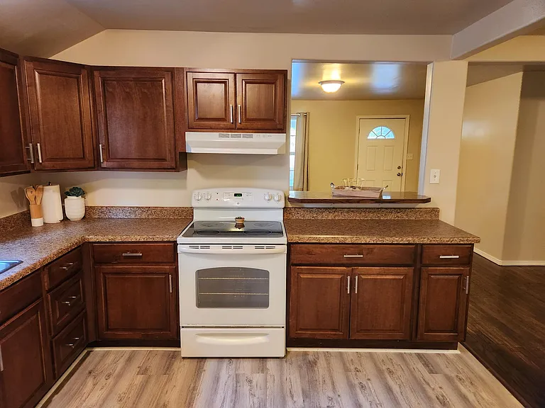 434 S Richmond Ave — Photo 16