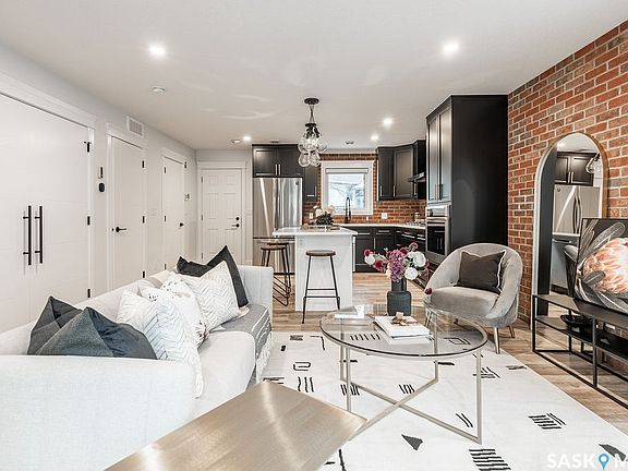 5th image of 1007 Osler Street