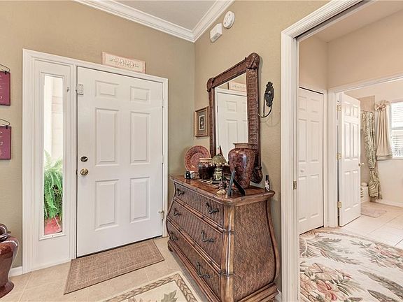 3rd image of 3112 Club Dr APT 224