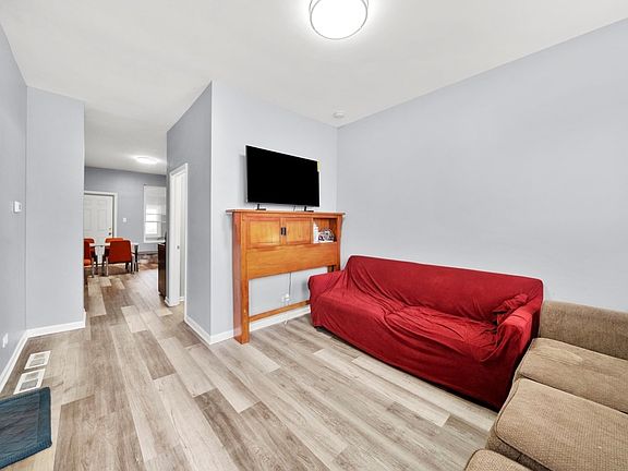 2nd image of 2235 S Sacramento Ave #1