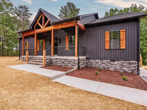 594 Community Rd, Dillwyn, VA 23936