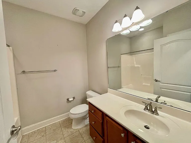 206 Fountainhead Ln #201 — Photo 4