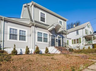 23 Carlton St, Edison, NJ 08837