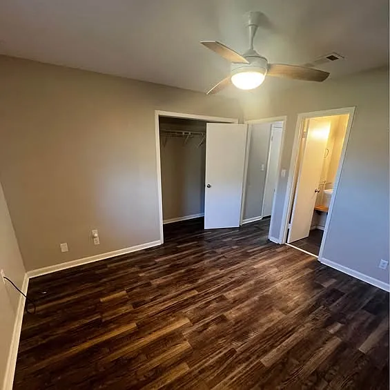 2 bed, 918 sqft, $2,000 — Photo 4