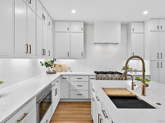 3rd image of 2552 E Alameda Avenue #104