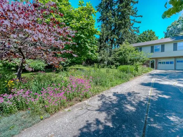 1011 Celia Ln, Lexington, KY 40504
