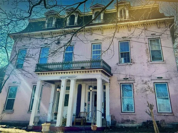 310 Mill St, Alton, IL 62002