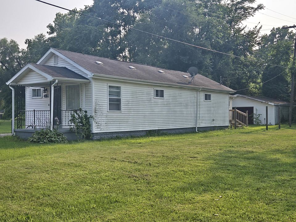 2nd image of 11238 Moore St