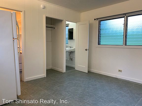 2nd image of 2902 Varsity Cir APT 6