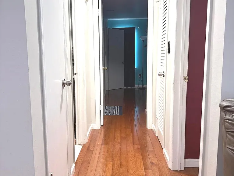 1107 Green Hollow Dr — Photo 10
