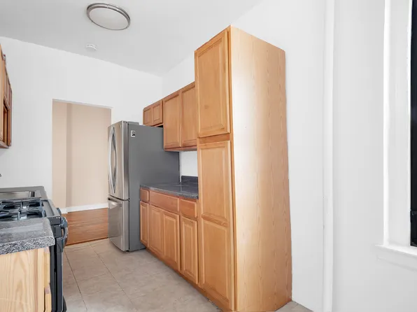 185 East 163rd Street image 5 of 7