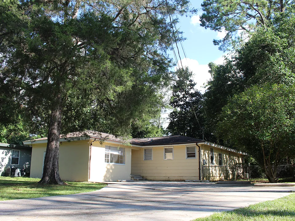 1617 Atkamire Dr