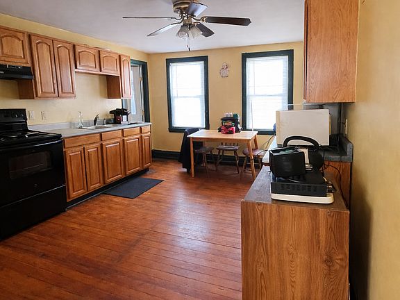 3rd image of 62 Boyden St #1