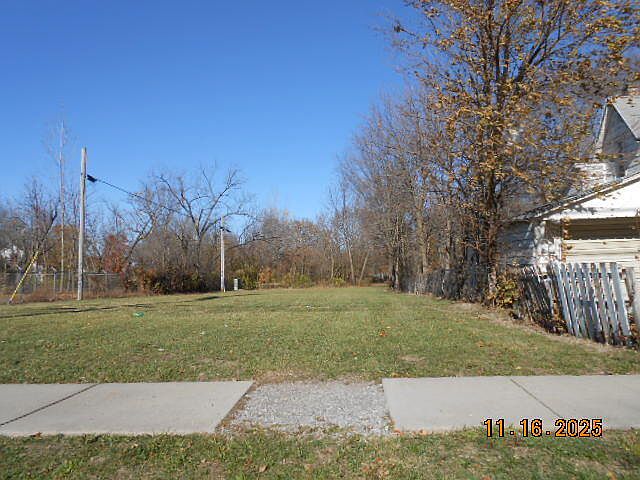 1st image of 527 E Kibby St