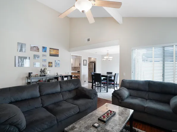 3589 Coconut Way, Oceanside, CA 92058